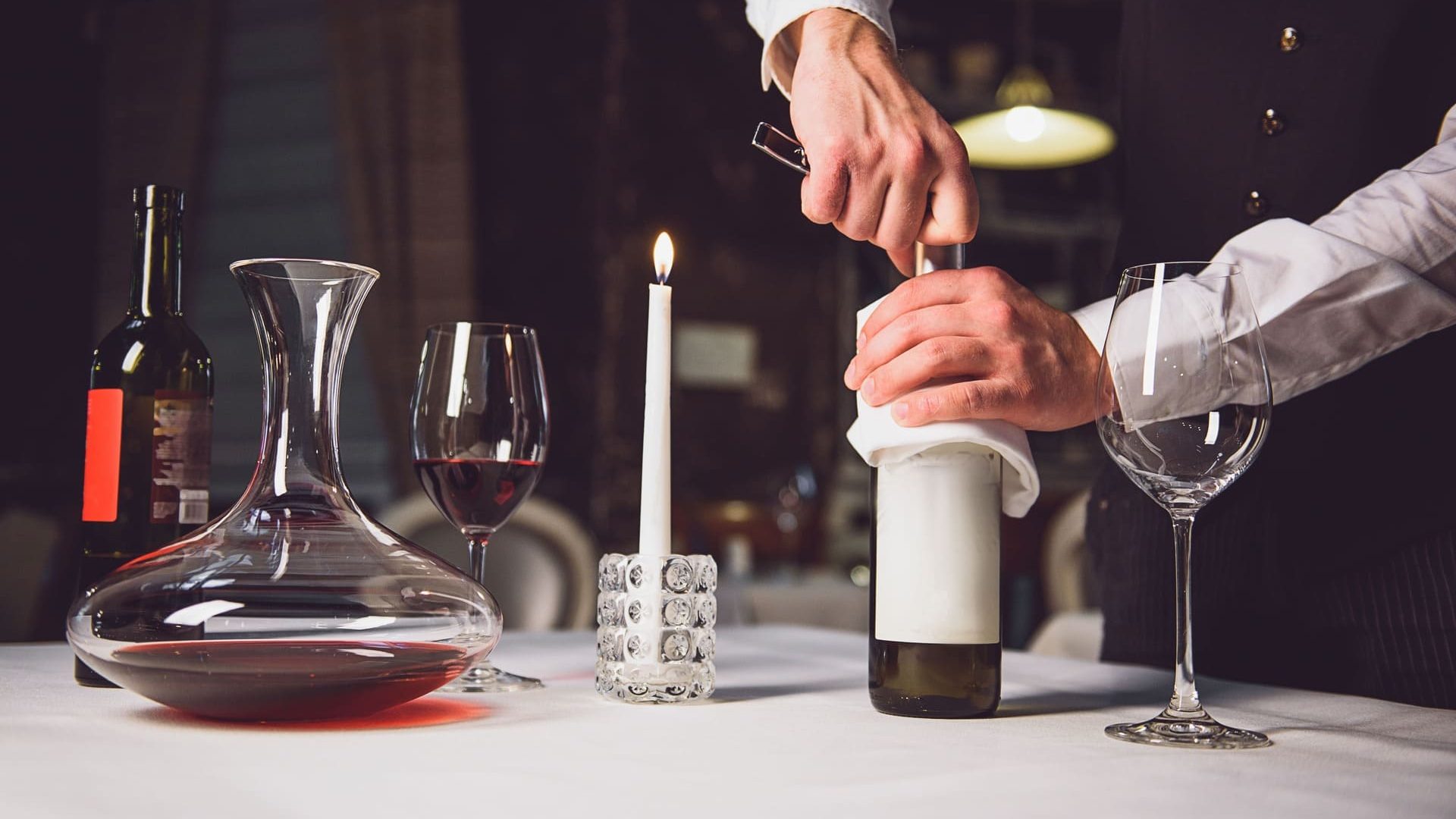 Sommelier-1